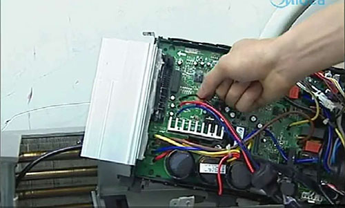 阎良美的空调电话是多少